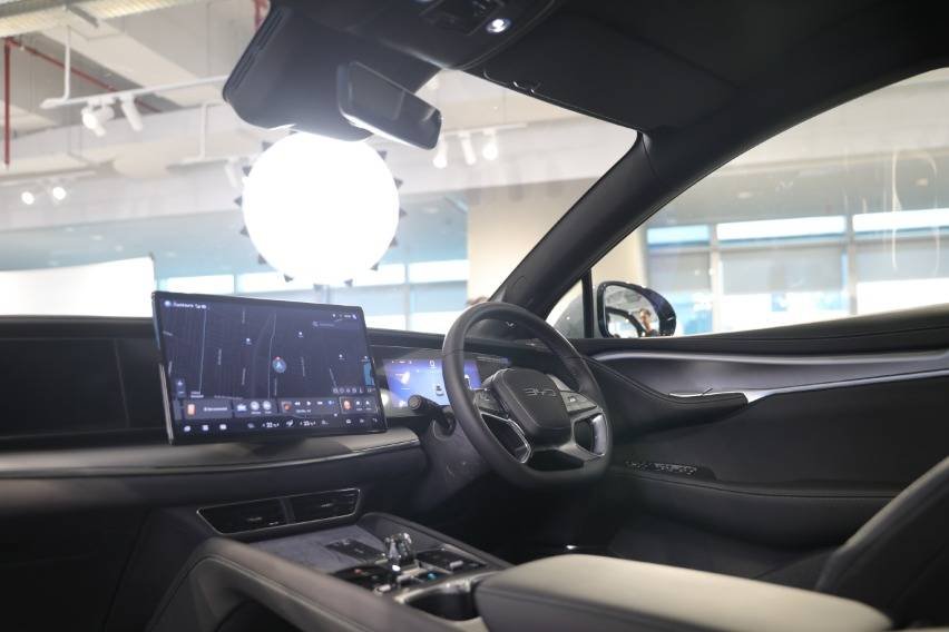 BYD Sealion 7 interior
