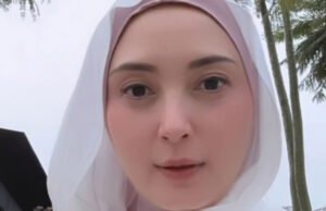 Della Puspita Jadi Korban Penipuan Jasa Travel Umrah, Simak 5 Cara Cek Agen Travel Umrah Resmi