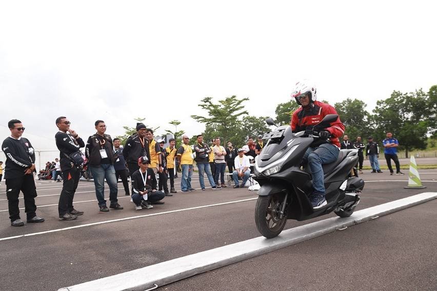 Honda PCX community