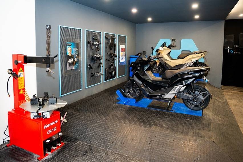 Maka Motors Showroom
