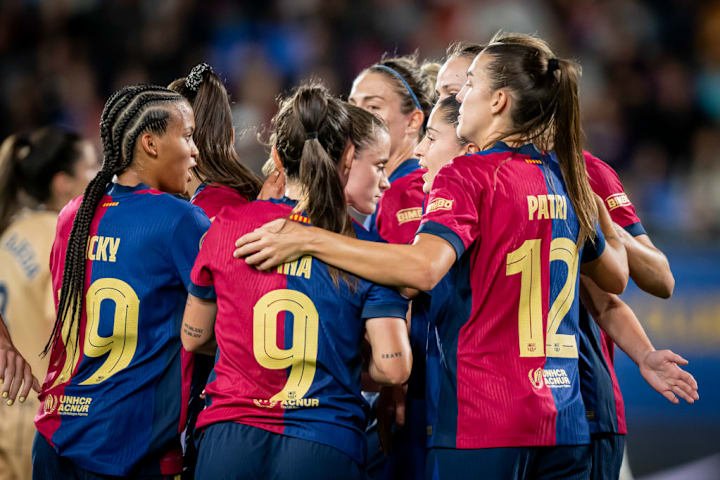 Patri Guijarro (FC Barcelona) merayakannya setelah dia merekamnya ...