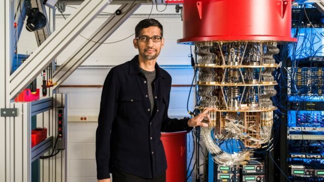 108073772-17338426702019-10-23t000000z_809966627_rc1f7ac997b0_rtrmadp_0_alphabet-quantum.jpeg