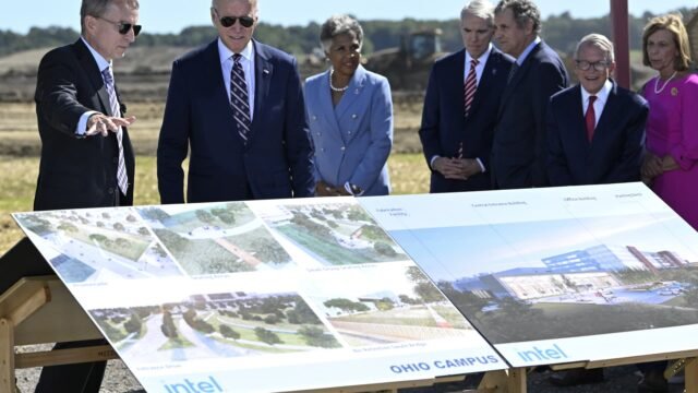 108109370-1740774928757-gettyimages-1243075217-BIDEN_INTEL_FACILITY.jpeg