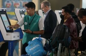 Harga Tiket Pesawat Turun, Premi BUMN Asuransi Terjangkau