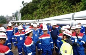 Best CEO Awards Bukti PGE Sukses ke Puncak Industri Energi Hijau