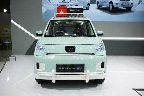 Foto-SERES-E1-x-Gofar-Hilman-500x333.jpg Gelora E dan Seres E1 Dominasi Capaian DFSK-Seres di IIMS 2025