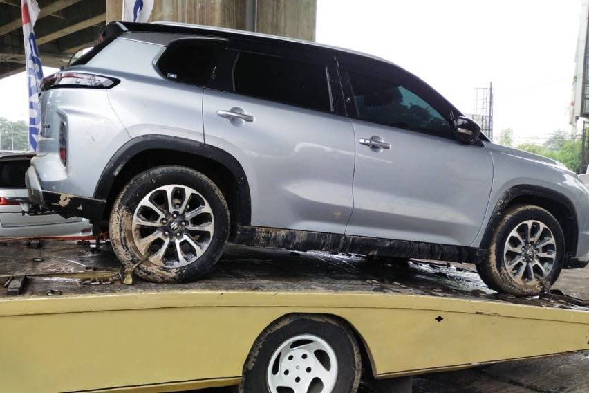 Suzuki Grand Vitara ditowing