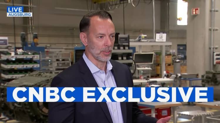 Lihat wawancara lengkap CNBC dengan Alexander Sagel, CEO Renk