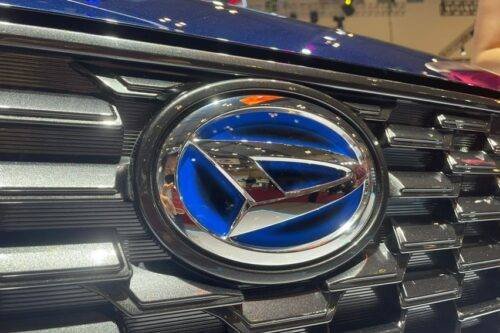 Daihatsu-Rocky-e-Smart-Hybrid-GIIAS-2022-6-500x333.jpeg Daihatsu Siap Hadirkan Mobil Hybrid Murah, Sasar Pembeli Pertama