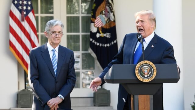 108094499-1738187559591-108094499-1738185948990-gettyimages-869500574-TRUMP_POWELL.jpeg