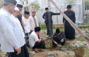 Keluarga Pasangan Tunanetra di Aceh Dapat Bantuan Rumah dari Jemaah Safari Subuh
