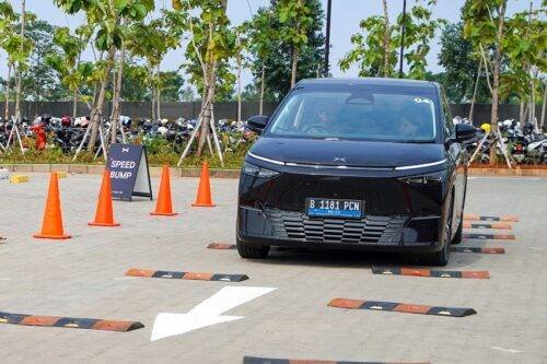 XPeng-X9-500x333.jpg Xpeng Beri Kesempatan Perdana Coba X9 dan G6, Tunggu Harga Resmi