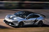 Xiaomi SU7 Ultra Catat Rekor di Nürburgring, Kalahkan Porsche Taycan Turbo GT