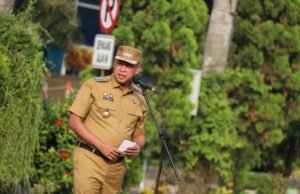 Wali Kota Bekasi Larang Sekolah Jual Buku, Soroti Penjualan Seragam dan Iuran Korlas