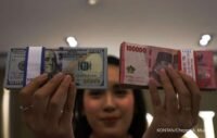Rupiah Diperkirakan Terus Melemah, Pantau Sentimen Penggeraknya, Rabu (30/7)