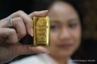 Harga Emas Antam Naik Rp 12.000 Per Gram Hari Ini