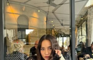 Tampil Anggun dengan Makeup Look Enzy Storia yang Menakjubkan