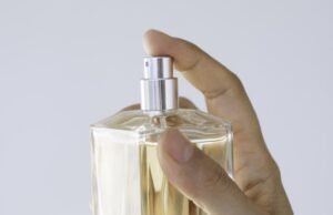 Mau Belanja Parfum Online? Ini Tips agar Sukses!