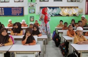 Kemenag Janjikan Gaji Guru Agama Minimal Rp 2 Juta pada 2027
