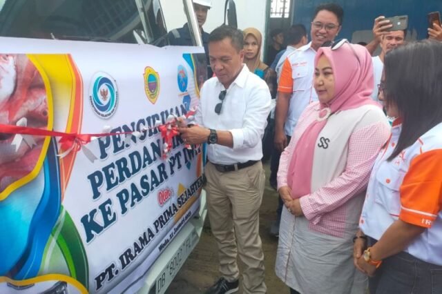 Perdana-Pengiriman-Ikan-ke-Pasar-PT-IWIP.jpg