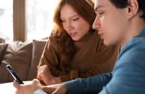 7 Hal Sederhana yang Membedakan Kagum dan Cinta, Pahami!