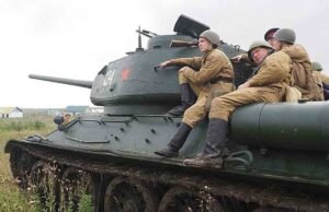 Festival Tank Rusia Menghidupkan Kembali Sejarah Perang Dunia II