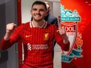 Robertson Akui Kekalahan Liverpool Tanpa Sistem di Kandang Brentford