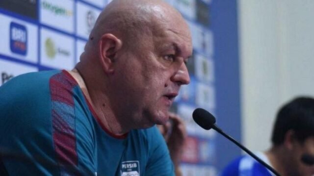 Bojan-Hodak-usai-Persib-Bandung-menang-atas-Madura.jpg
