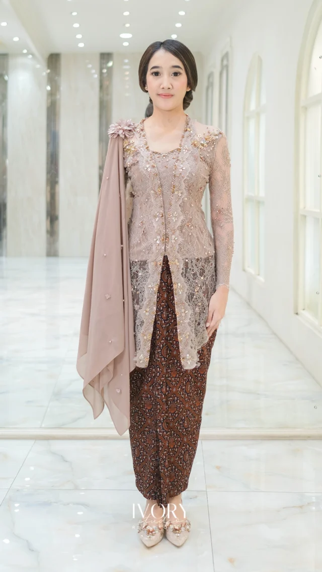 Mocca-Kebaya-Kutubaru-1.webp