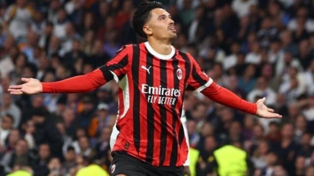Selebrasi-gelandang-AC-Milan-Tijjani-Reijnders.jpg