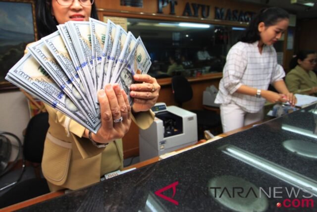 rupiah-tembus-14600-per-dolar-as.jpg