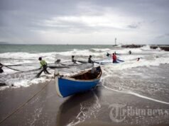 Prediksi Cuaca Maluku Utara 20 November 2025: Hujan Merata Besok Kamis