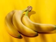 6 Makanan Alami yang Bisa Bantu Tidur Lebih Nyenyak Tanpa Obat