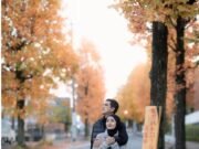 10 Foto Keluarga Tantri Syalindri di Jepang Saat Musim Gugur