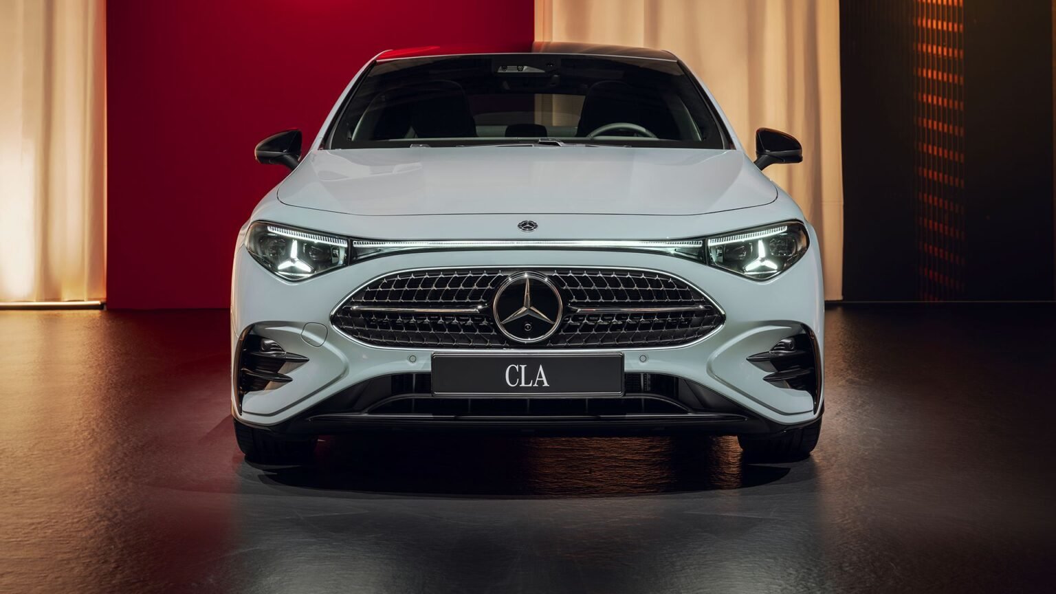 Mercedes-Benz CLA 220 Hybrid 2026: Mesin 1,5T Hasil Kolaborasi Geely Siap Mengubah Efisiensi