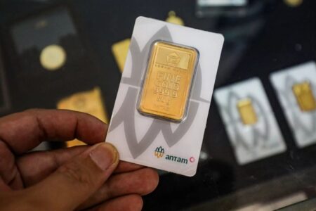 Harga Emas Antam Senin, 29 Desember 2025: Turun Rp 9.000 Jadi Rp 2.596.000 per Gram