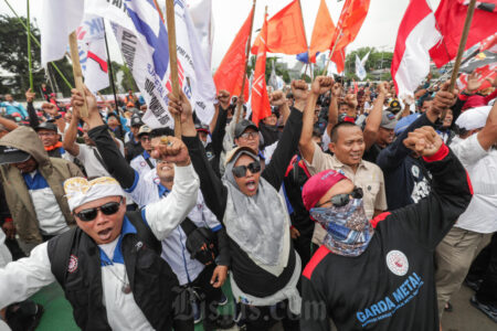 Perhitungan UMP 2026 Jakarta Berdasarkan Formula Baru Pemerintah