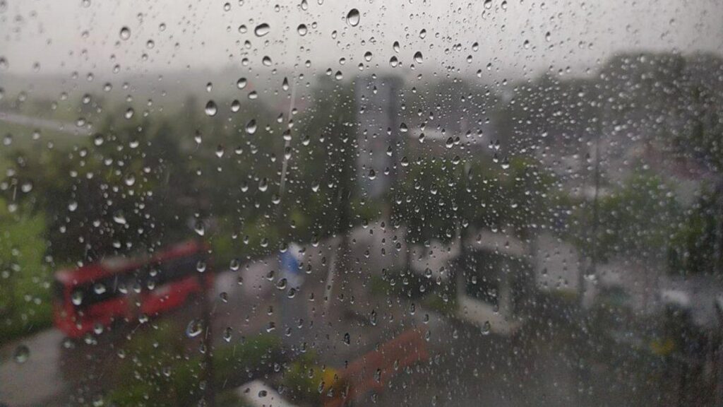 Prakiraan Cuaca Solo Hari Ini: Waspadai Hujan Sedang 22 Desember 2025