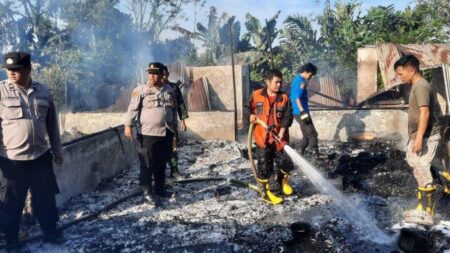 Tensi Memanas di Lokodidi, Polsek Bunobogu Amankan TKP Kerusakan Rumah