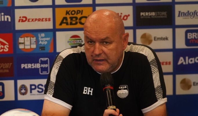 Ingat Peringatan Bojan Hodak? Kini Maarten Paes Membantah