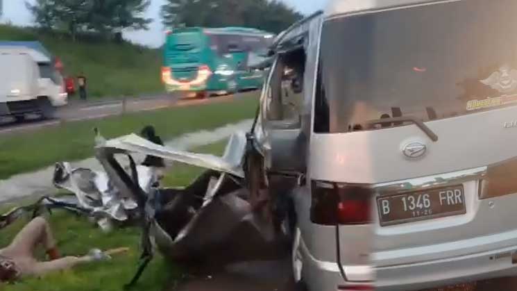 Tragedi Bus Cahaya Trans di Tol Krapyak: 15 Nyawa Melayang, Diduga Kecelakaan Tinggi Kecepatan