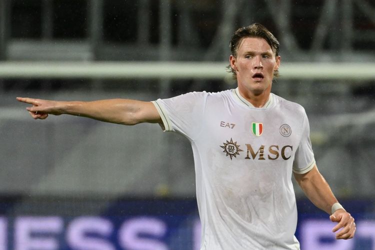 Hasil Imbang 2-2: McTominay Selamatkan Napoli, Conte Dikartu Merah