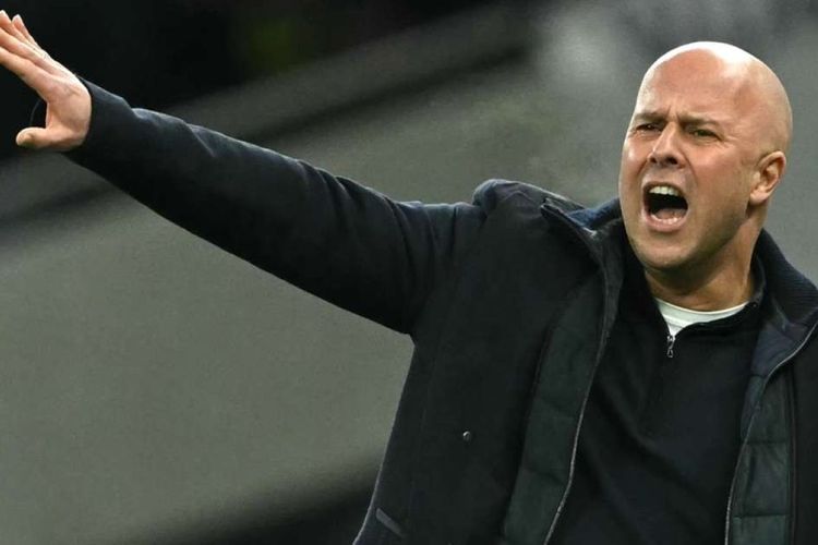 Liverpool Hadapi Leeds United, Arne Slot Bahas Adaptasi Florian Wirtz dan Pemain Baru