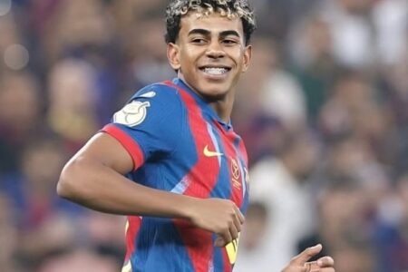 Xabi Alonso Siapkan Strategi untuk Tahan Lamine Yamal, Paksa Pemain Sayap Bermain Lebih Keras