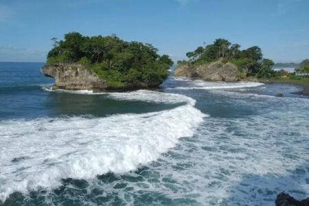9 Pantai Menawan di Pangandaran untuk Liburan Akhir Tahun 2026, Cocok dan Ramah Keluarga