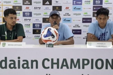 Persela Target Tiga Poin Lawan Persiba untuk Naik ke Papan Atas