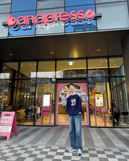 8 gaya OOTD keren ala Lee Je Hoon, bintang drakor Taxi Driver