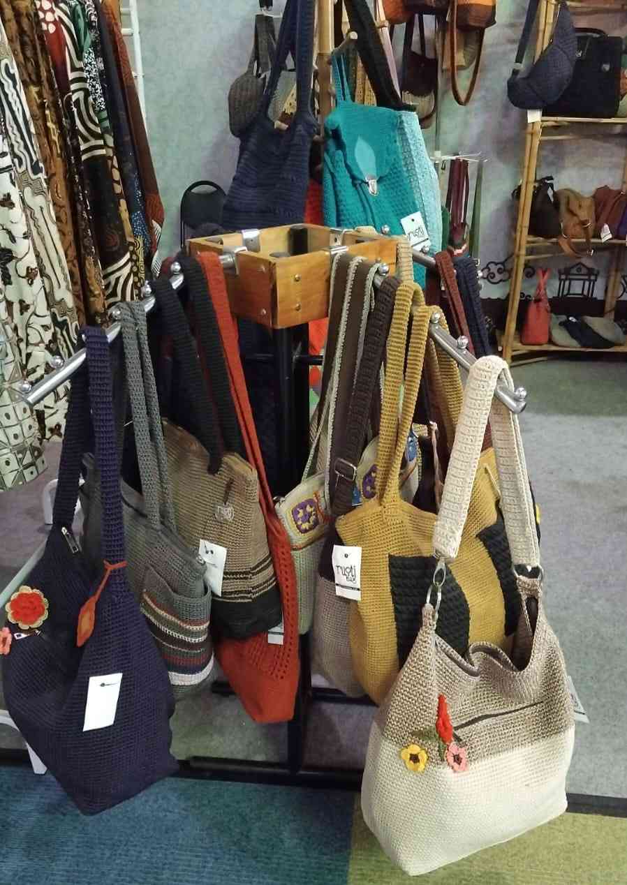 Tas Bahu dan Selempang, Pilihan Santai Usai Kajian