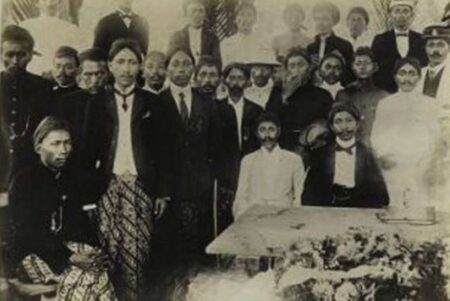 Sarekat Islam dan Keadilan Sosial di Ekonomi Indonesia Hari Ini