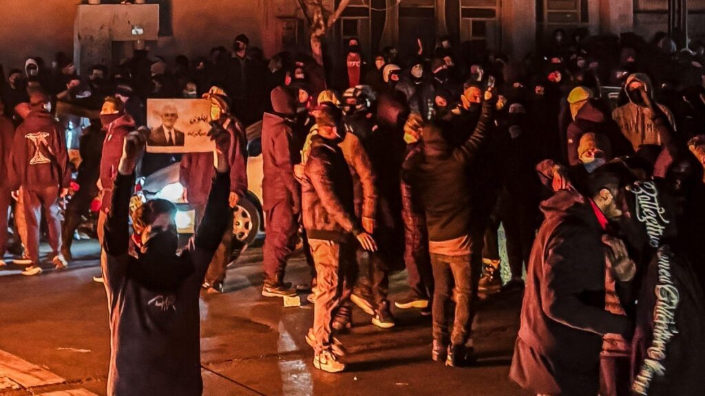 Mengapa Demonstrasi di Iran Kini Berbeda?